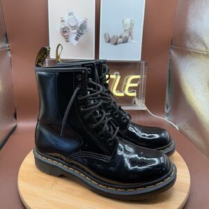 Dr Martens 1460 W Womens Sz 8 Black Leather Patent boots